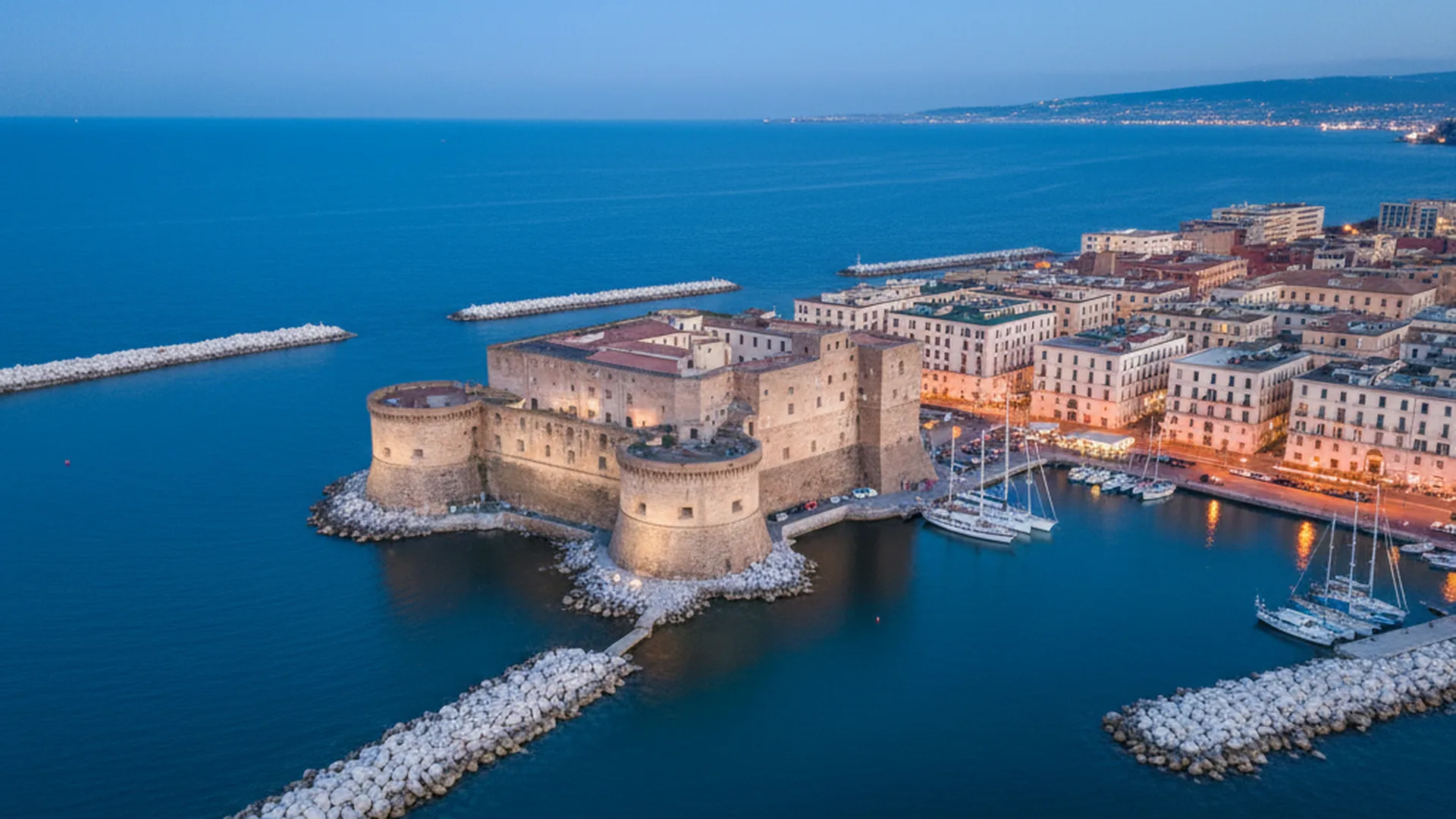 Castel dell'Ovo — Napoli (Campania)